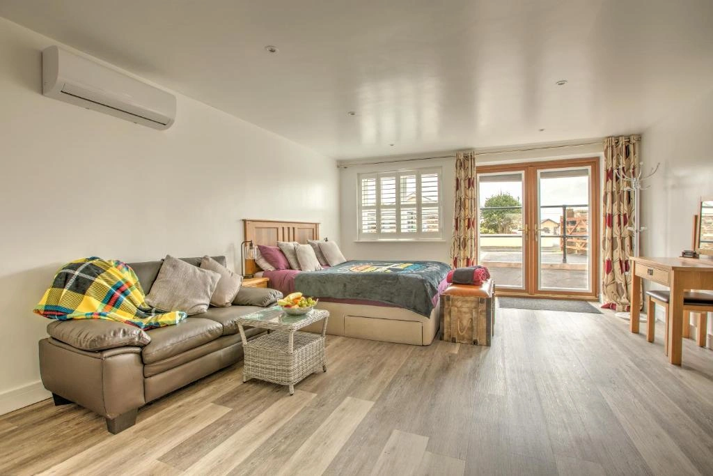 The sleeping area of 43 The Annexe with outside view
